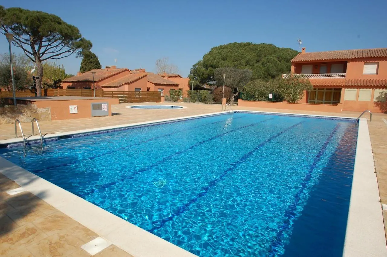 Gregal 81 4 Pax - Mas Pinell Villa Torroella De Montgri 0*,  Spain